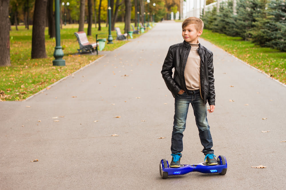 O que você deve saber antes de comprar hoverboard 2 Depositphotos 127689732 S