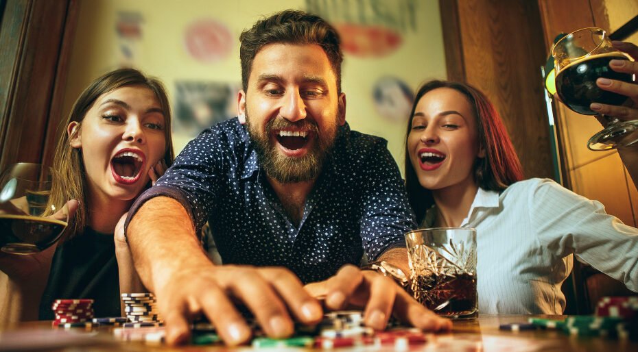 side view photo friends sitting wooden table friends having fun while playing board game