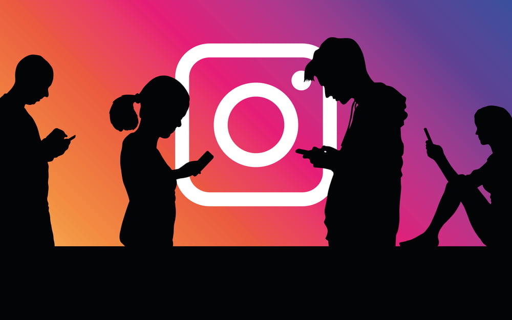 Comprar seguidores no Instagram é crime? 4 Depositphotos 268384004 S