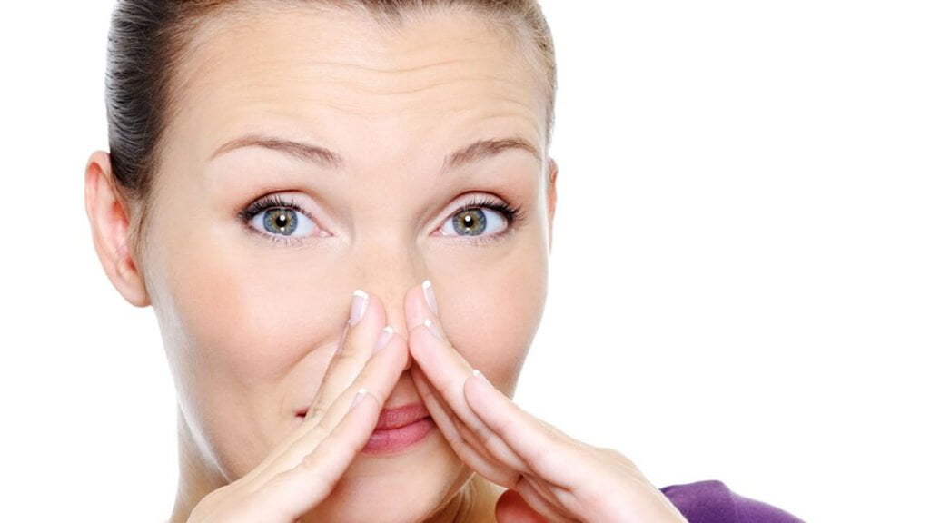 Quais os riscos de uma cirurgia de rinoplastia? 1 rinoplastia