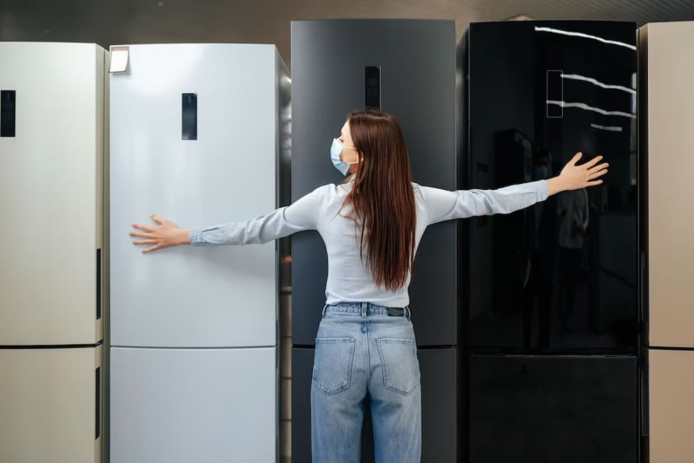 Qual tamanho de uma geladeira de 2 portas? 1 geladeira de 2 portas