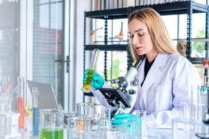 Diploma de Biomedicina: O que é e Como Obtê-lo